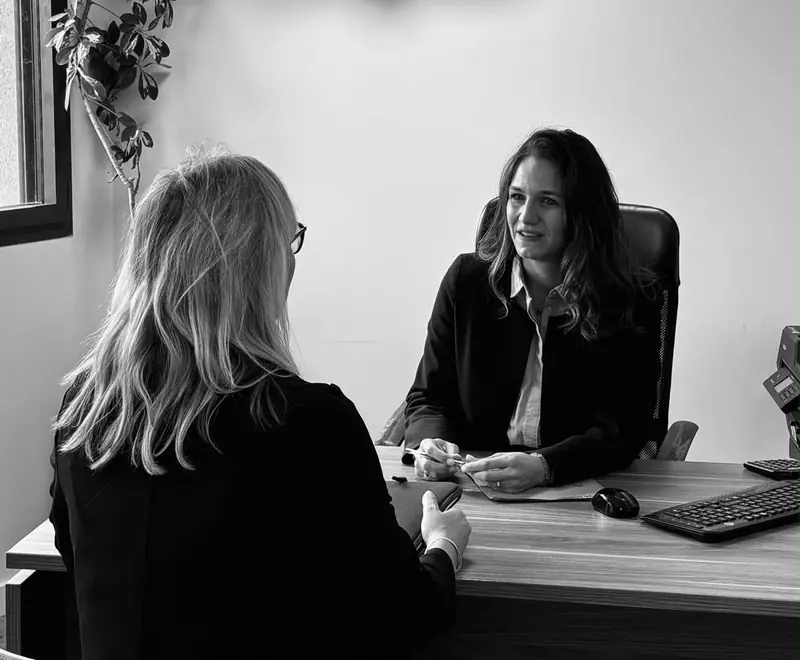 Famille et enfants, avocate à Valence Une cliente reçue par Me Charlotte Besson, avocate en droit de la famille et des enfants à Valence